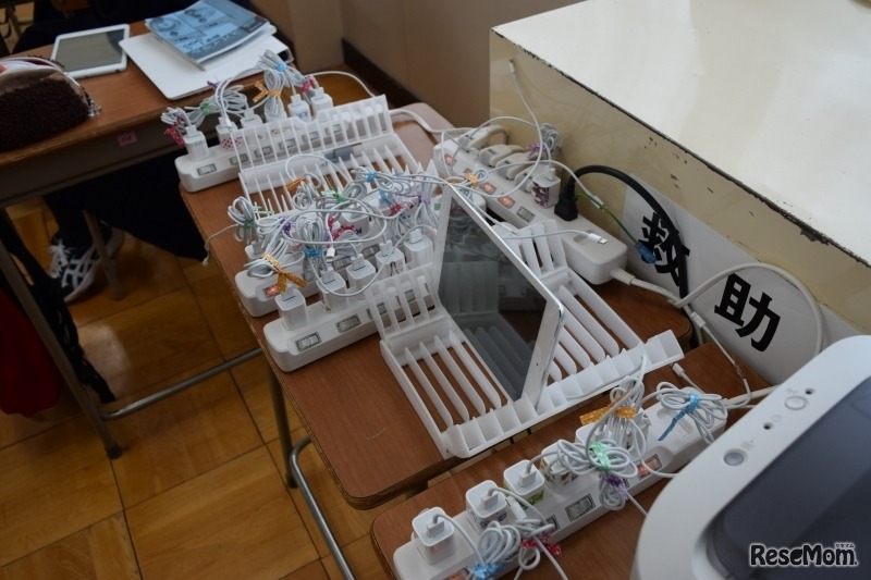 旭川藤女子高校でタブレット端末を配布