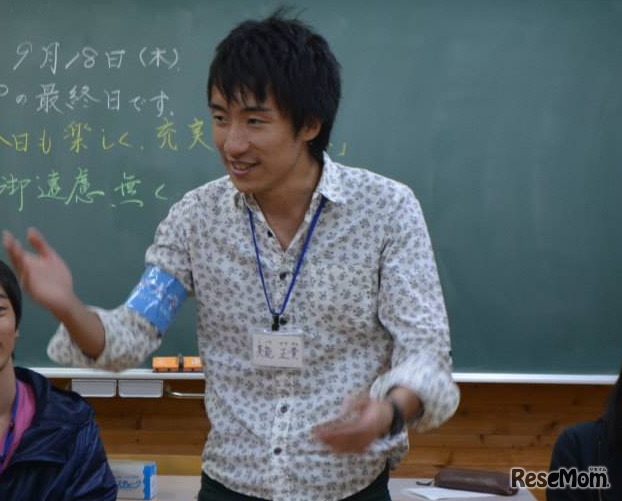 現地での学習ボランティアのようす。参加を繰り返す学生も増えている