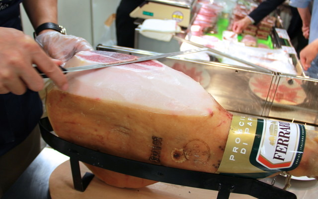 伊勢丹新宿店のイタリア展会場の様子