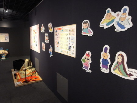 「おじゃる丸」が平安時代をナビゲート、京都「時雨殿」で企画展