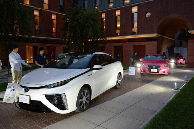 東大生にトヨタデザイン本部長が語る「デザインのわけ、スタイルの意味」