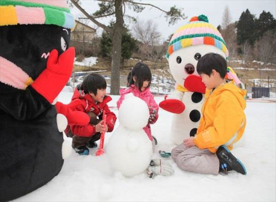 ウィンタースポーツのシーズン到来、六甲山スノーパーク造設開始！