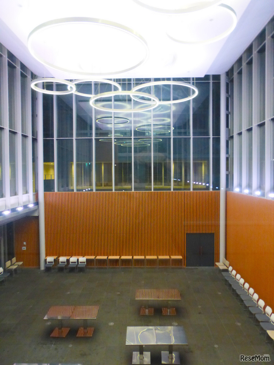 東京大学駒場キャンパス　21KOMCEE