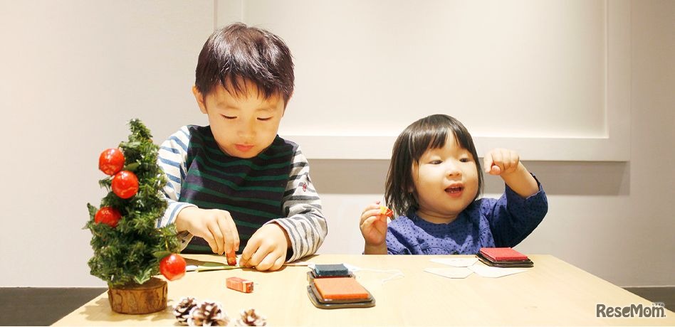 革のクリスマス飾り作り