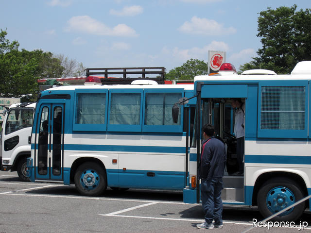 東北自動車道。東日本大震災発生から3か月