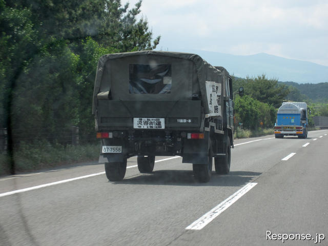 東北自動車道。東日本大震災発生から3か月