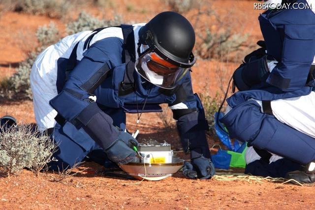 おかえりなさい「はやぶさ」！　JAXA特設サイトで写真公開 カプセルの安全化処理作業