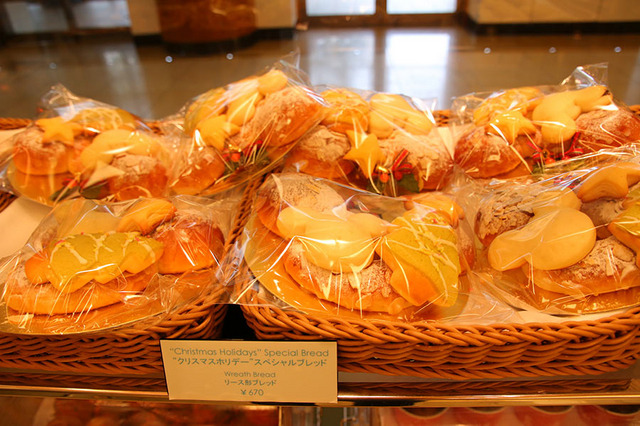 “クリスマスホリデー”スペシャルブレッド／「デリカフェ チックタック・ダイナー」