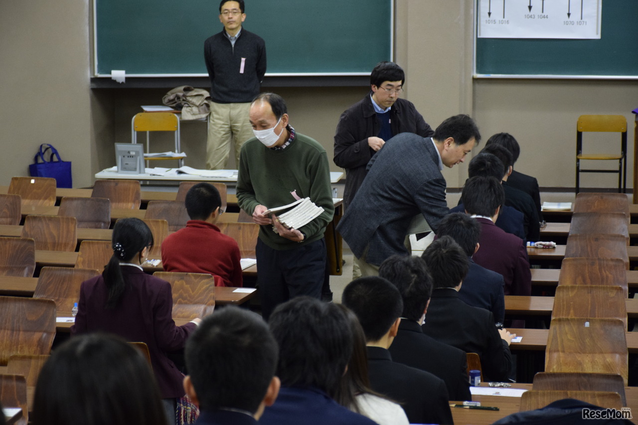 問題などの配布