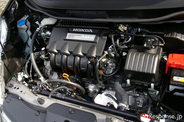 フィットシャトルハイブリッド