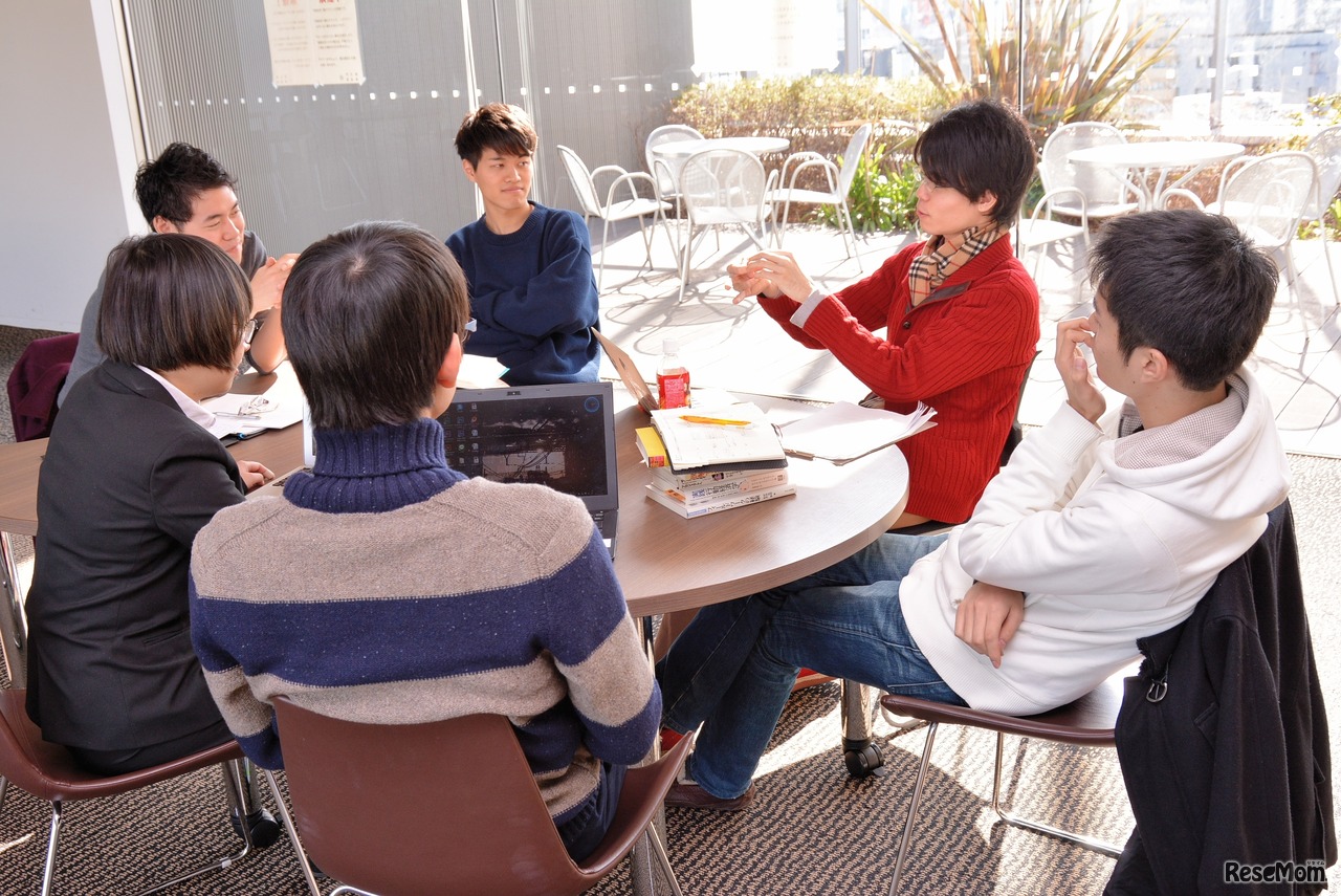 武山研究会で教育サービスの開発に携わったメンバー