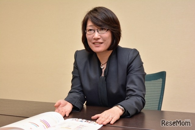 英語商品開発部　部長　富永伸絵氏