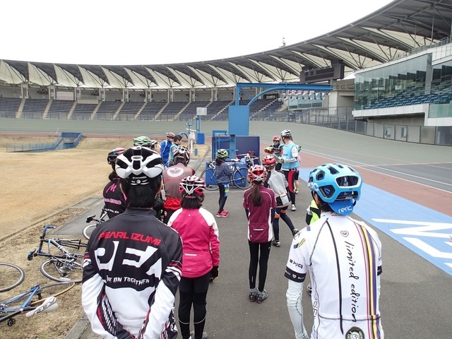 東京都自転車競技連盟普及員会、TCF子供トラックチャレンジを西武園競輪場で開催