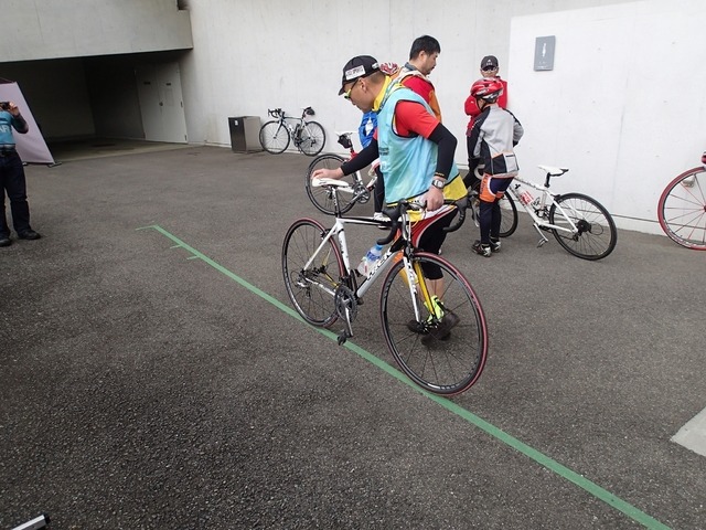 東京都自転車競技連盟普及員会、TCF子供トラックチャレンジを西武園競輪場で開催