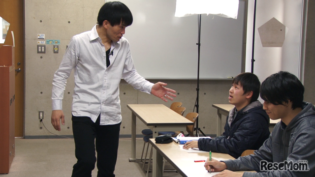 聴講している学生のようす