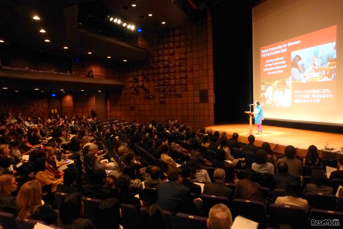 4月8日　アジア女子大学ファンドレイジングイベントのようす