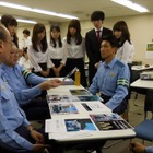 警視庁、早大広告研に「らしくない」交通安全ポスターを依頼 画像