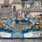 TDS「ディズニー・クリスマス」15mツリー登場 画像