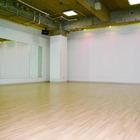 エクササイズ中子どもを預かってくれるスポーツスタジオがオープン 画像