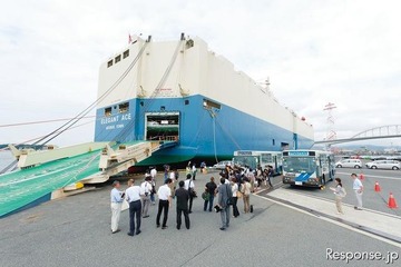 マツダ、夏休みに小中学生向け船積み見学会 画像