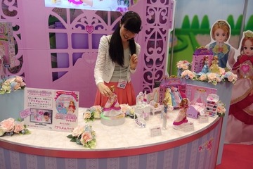 東京おもちゃショー2015開幕、キャラクターとアナログ型玩具が人気 画像