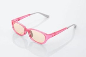 PCやスマホのブルーライトから守る、キッズ用メガネ 画像