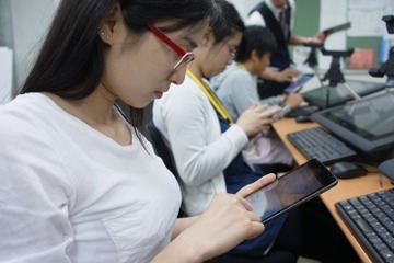 ノキア、千葉工大ほか教育機関にタブレット無償提供 画像