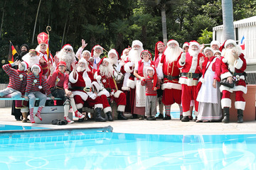 一足早くクリスマス、世界のサンタの秘密を聞いちゃう 画像