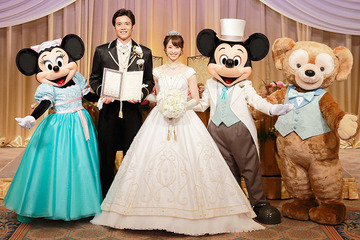 ダッフィーが新郎新婦をお祝い、新プラン登場 画像