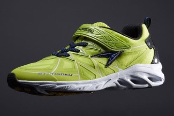 空気をミカタにする「瞬足」2016年春夏モデル発売 画像