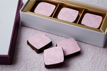 パレスホテル東京、ショップとレストランで春限定メニュー 画像