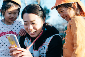 園と保護者で子どものようすを共有、リクルートの無料アプリ「kidsly」 画像