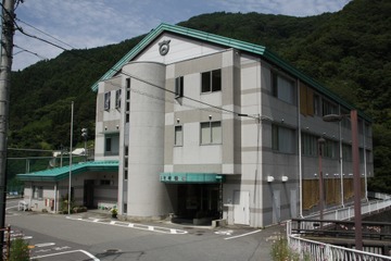 カドカワ、高校がない地域にネットを活用した教育拠点を開設 画像