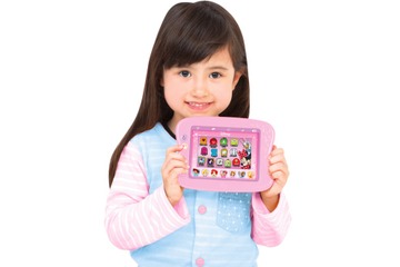 ディズニーキャラ100以上登場、女児向けタブレット型学習トイ 画像