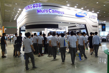 【e-Learning Korea】サムスン、中学生向け教育放送をGALAXYで活用 画像