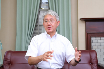 日英ハイブリッド授業と全寮制で磨く人間性、立教英国学院の魅力とは…棟近稔校長 画像