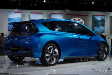 トヨタ新型ハイブリッドの画像がネットに流出 画像