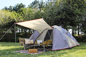 家族のキャンプデビューを応援、設営簡単なワンタッチテント 画像