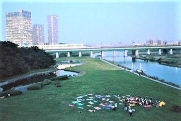 大人から子どもまで、ヨガの日「水辺ヨガ 二子玉川」6/17 画像