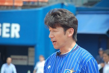 三浦大輔「おじさんは何やっている人なの？」無邪気な児童にタジタジ 画像