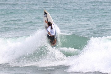 16歳プロサーファー・川合美乃里選手も登場、white buffalo Women’s Pro QS3000 画像