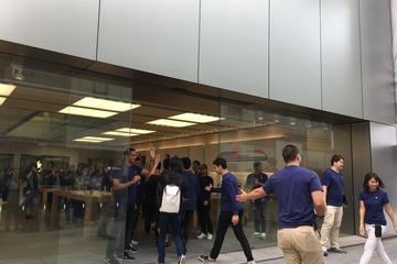 Apple、2018年の初売りは1月2日から 画像