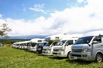 キャンピングカーショーとトレーラーハウスショー…幕張2/2-4 画像