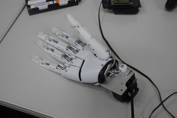 NEDO×ダブル技研×都立産業技術高専、新構造のロボットハンド開発 画像