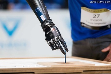 日本開催も視野、義肢で競技「サイバスロン大会」とは？ 画像