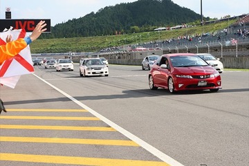 ツインリンクもてぎ、愛車でレーシングコースパレード4/7-8 画像