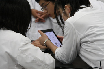広尾学園、1人1台のiPadを使った物理の公開授業1/27 画像