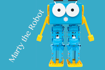 プログラミング可能、歩行型STEM教育ロボット「Marty the Robot」 画像