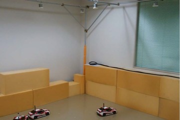 NTTドコモと東大、5Gを活用した協調運転支援の実証に成功 画像