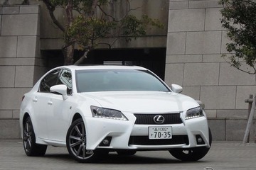 そこはかとない高級感を漂わすレクサス GS、島崎七生人 試乗 画像